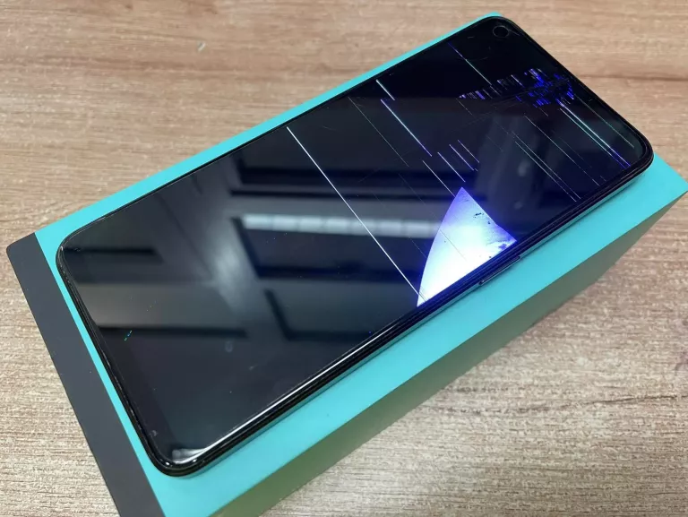 oppo-reno7-8128gb-komplet-pojemnosc-akumulatora-4500