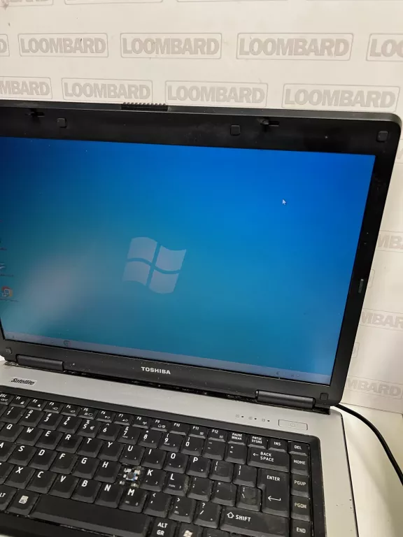 laptop-toshiba-l40-14g-zasilacz-tanio-rozdzielczosc-px-1366-x-768