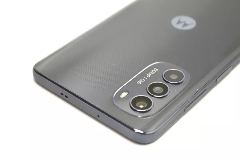 telefon-motorola-moto-g82-5g-6128gb-komplet-plus-wbudowana-pamiec-128-gb