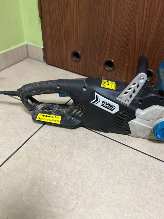 pila-elektryczna-macallister-mcswp2400s-2-tanio-zasilanie-sieciowe