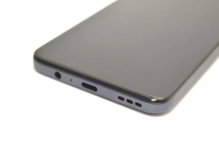 telefon-motorola-moto-g82-5g-6128gb-komplet-plus-typ-smartfon