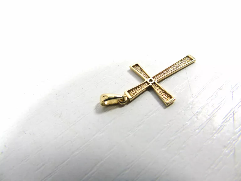RYCERSKI ZŁOTY KRZYŻYK ZAWIESZKA PR.585