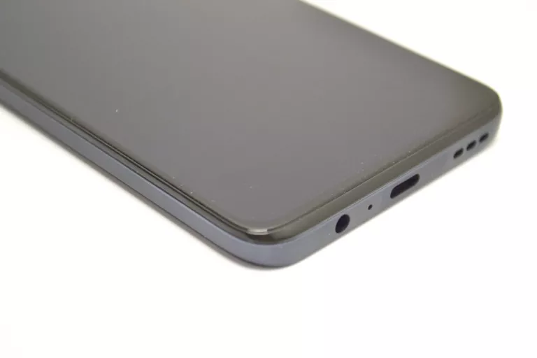 telefon-motorola-moto-g82-5g-6128gb-komplet-plus-przekatna-ekranu-66