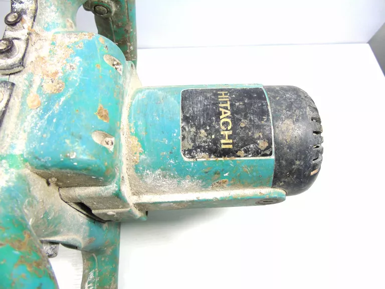MIESZADŁO MIESZARKA HITACHI UM12VST + MIESZADŁO