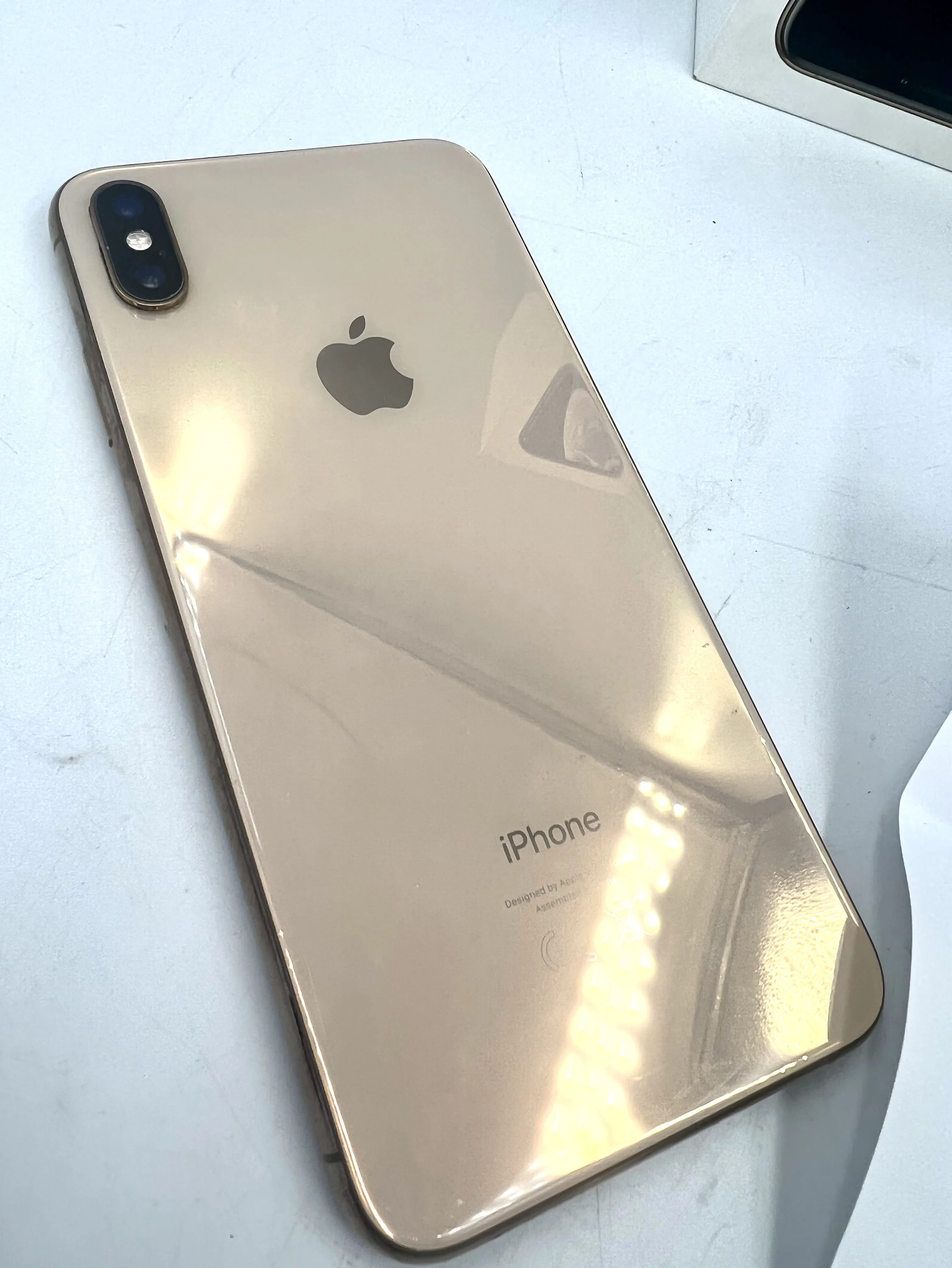 smartfon-apple-iphone-xs-max-64gb-zloty-super-sta-ean-gtin-0190198783677