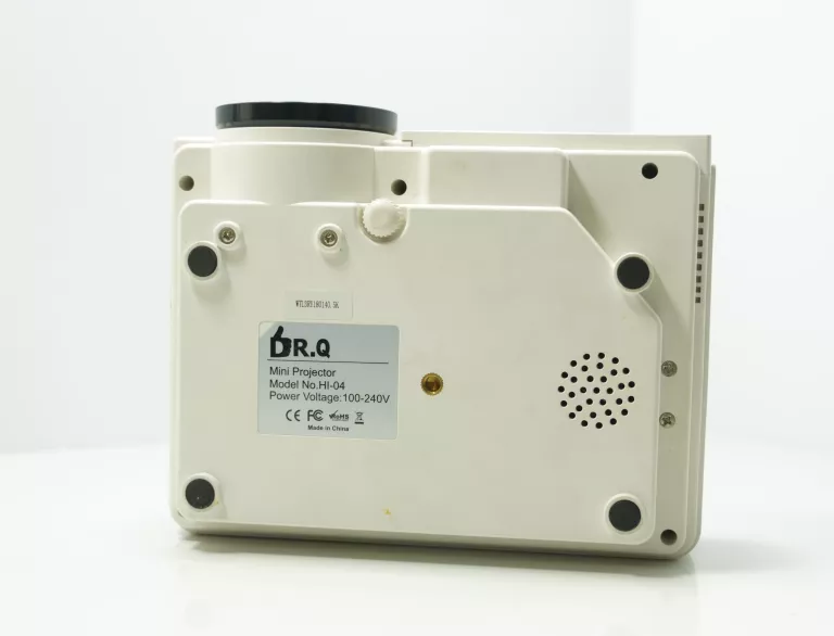 MINI PROJEKTOR DR. Q HI-04 FORMAT OBRAZU: 4:3/16: