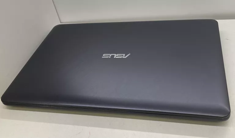 LAPTOP ASUS A543M