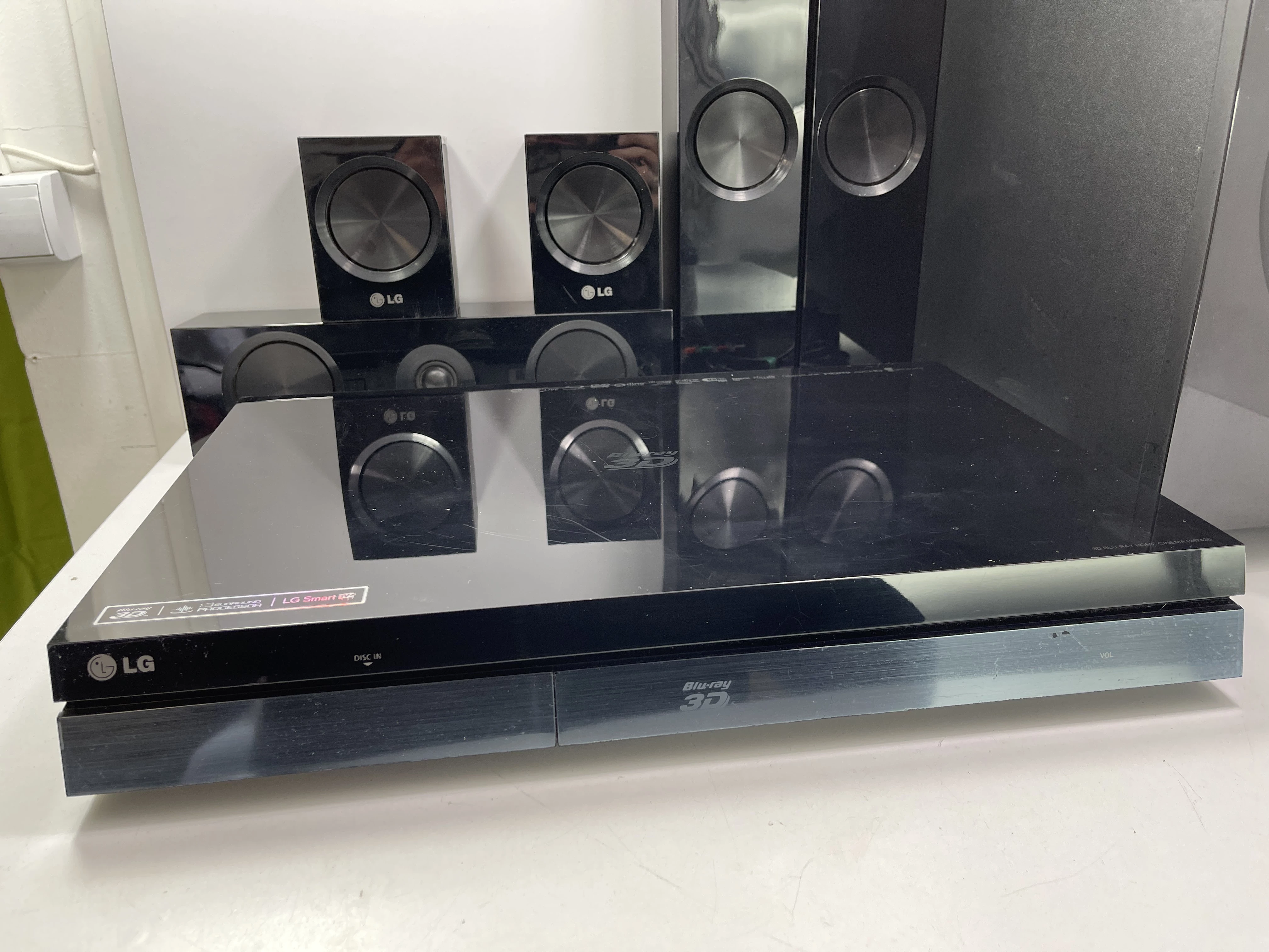 kino-domowe-lg-bh7420p-stan-uzywany