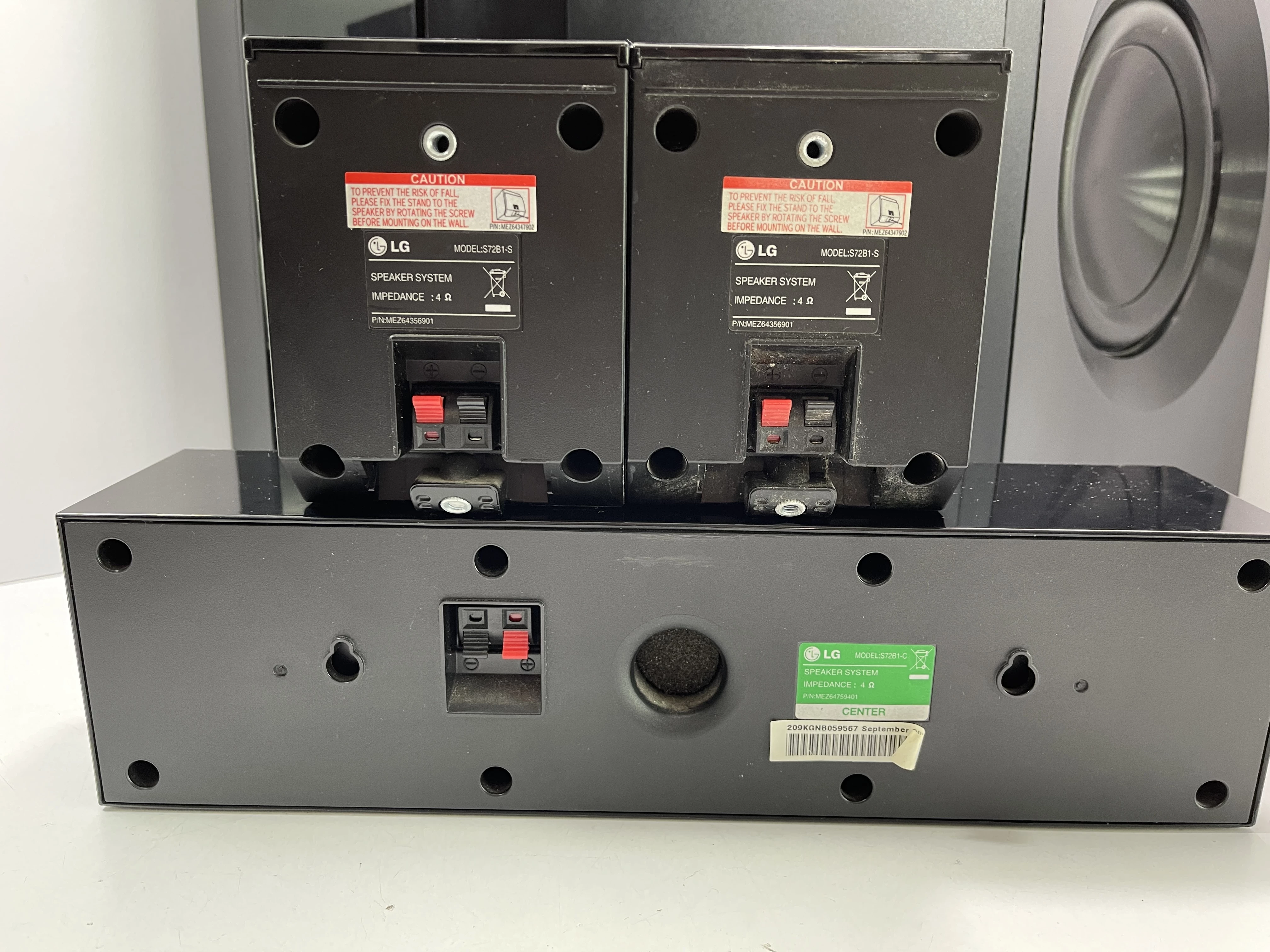 kino-domowe-lg-bh7420p-rodzaj-subwoofera-aktywny