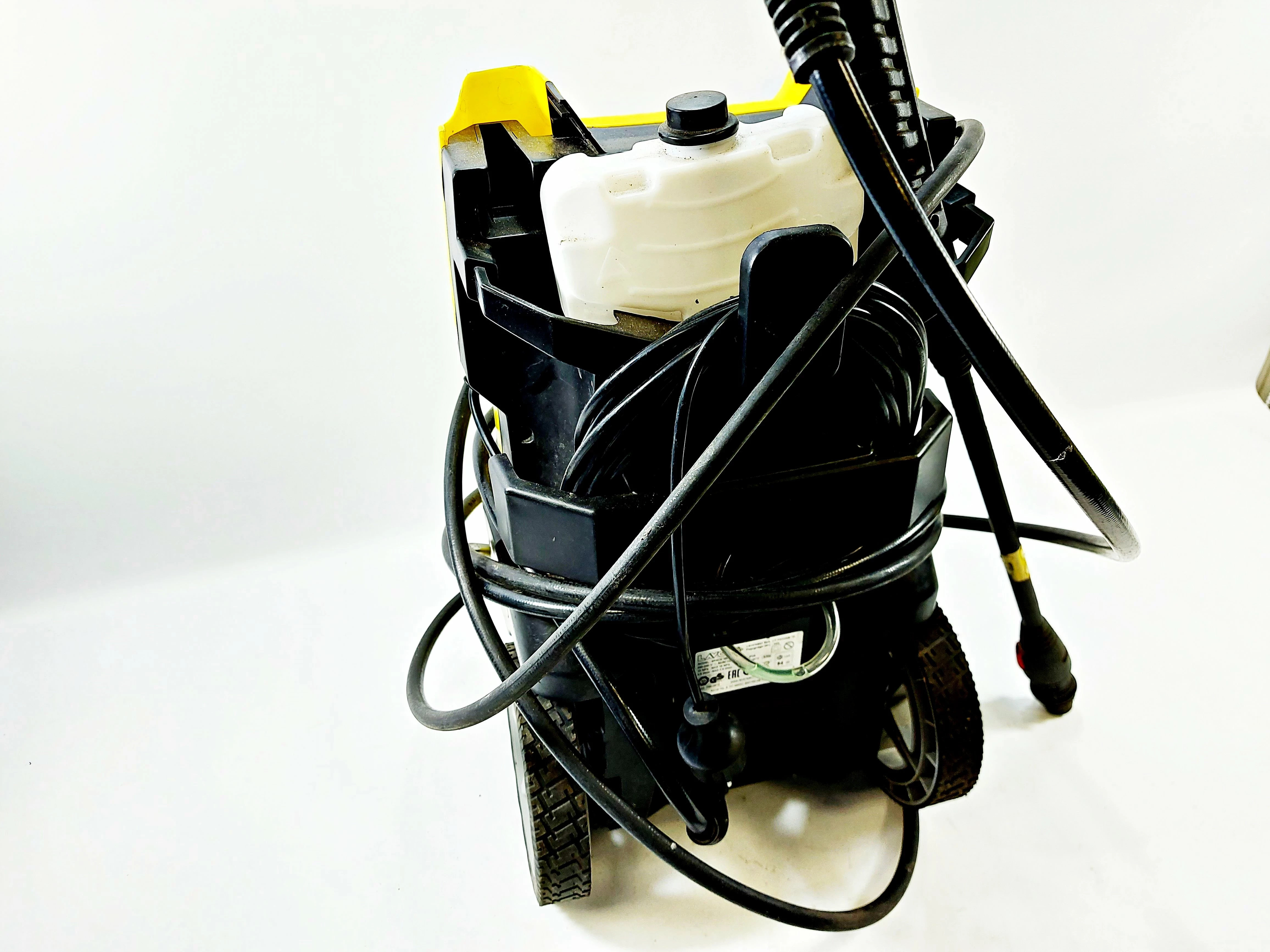 myjka-cisnieniowa-lavor-space-150-2100w-opis-maksymalna-moc-21000