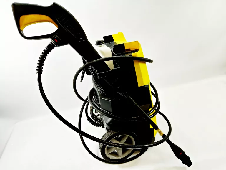 myjka-cisnieniowa-lavor-space-150-2100w-opis-rodzaj-pompy-aluminiowa