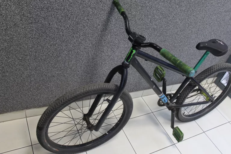 rower-dirtstreet-ns-bikes-holy-2-13-24-cale-rozmiar-kola-24