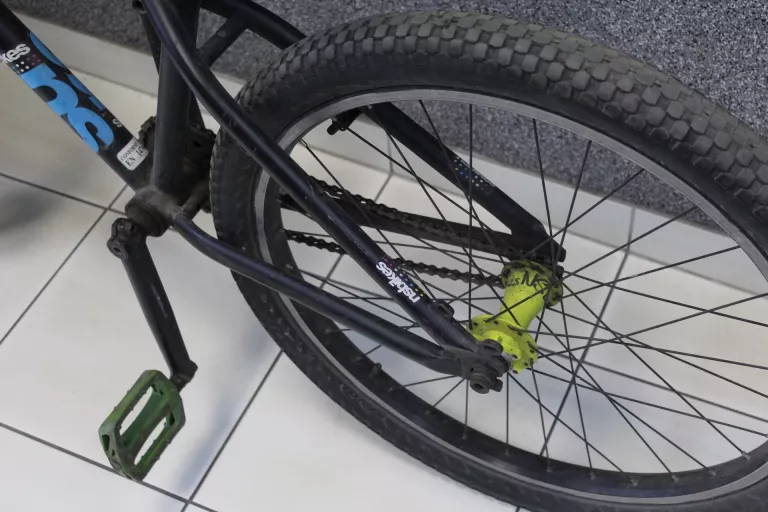 rower-dirtstreet-ns-bikes-holy-2-13-24-cale-rozmiar-ramy-13-cali