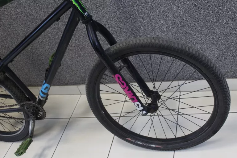 rower-dirtstreet-ns-bikes-holy-2-13-24-cale-kod-producenta-holy-2