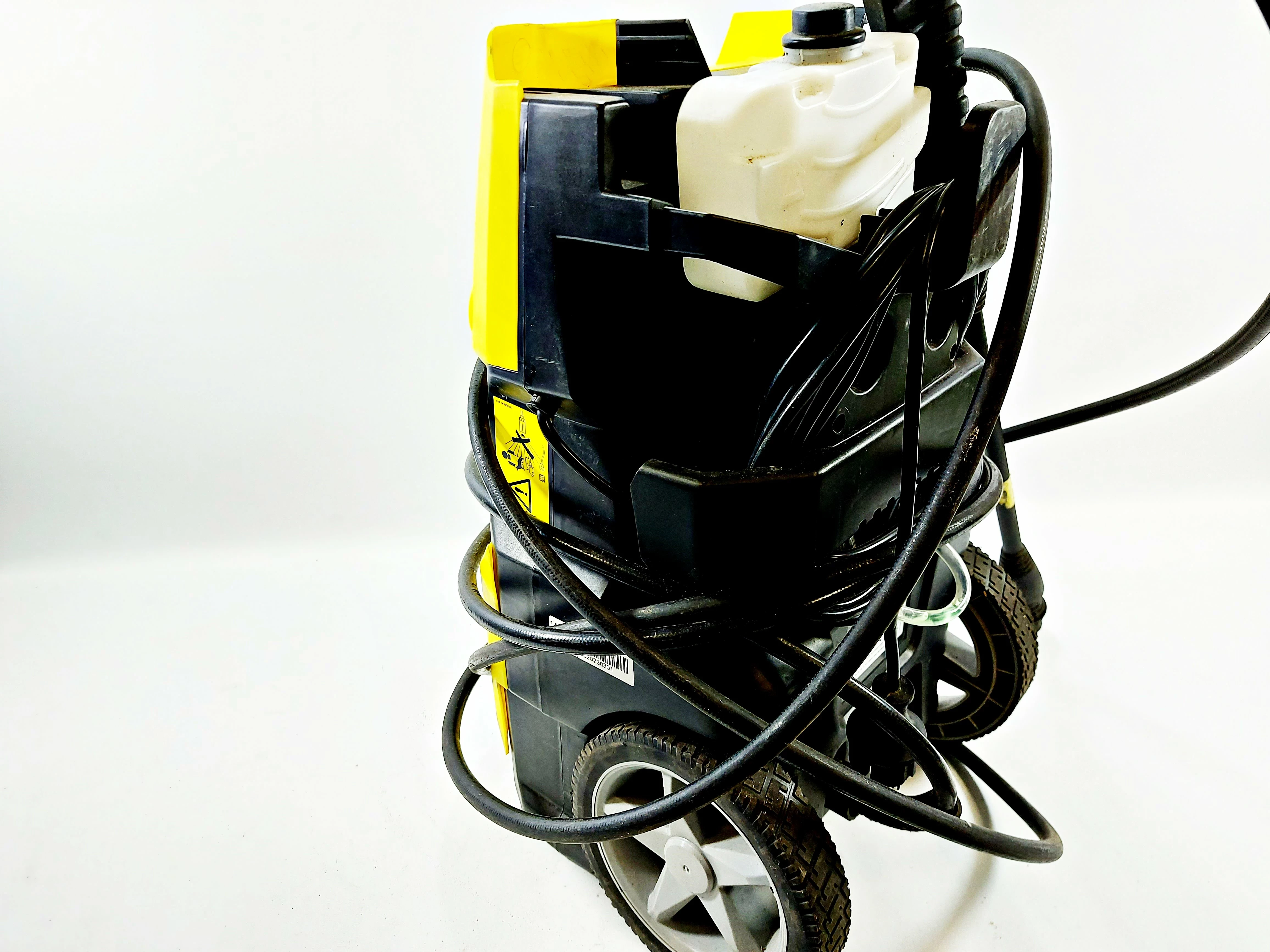 myjka-cisnieniowa-lavor-space-150-2100w-opis-napiecie-zasilania-230