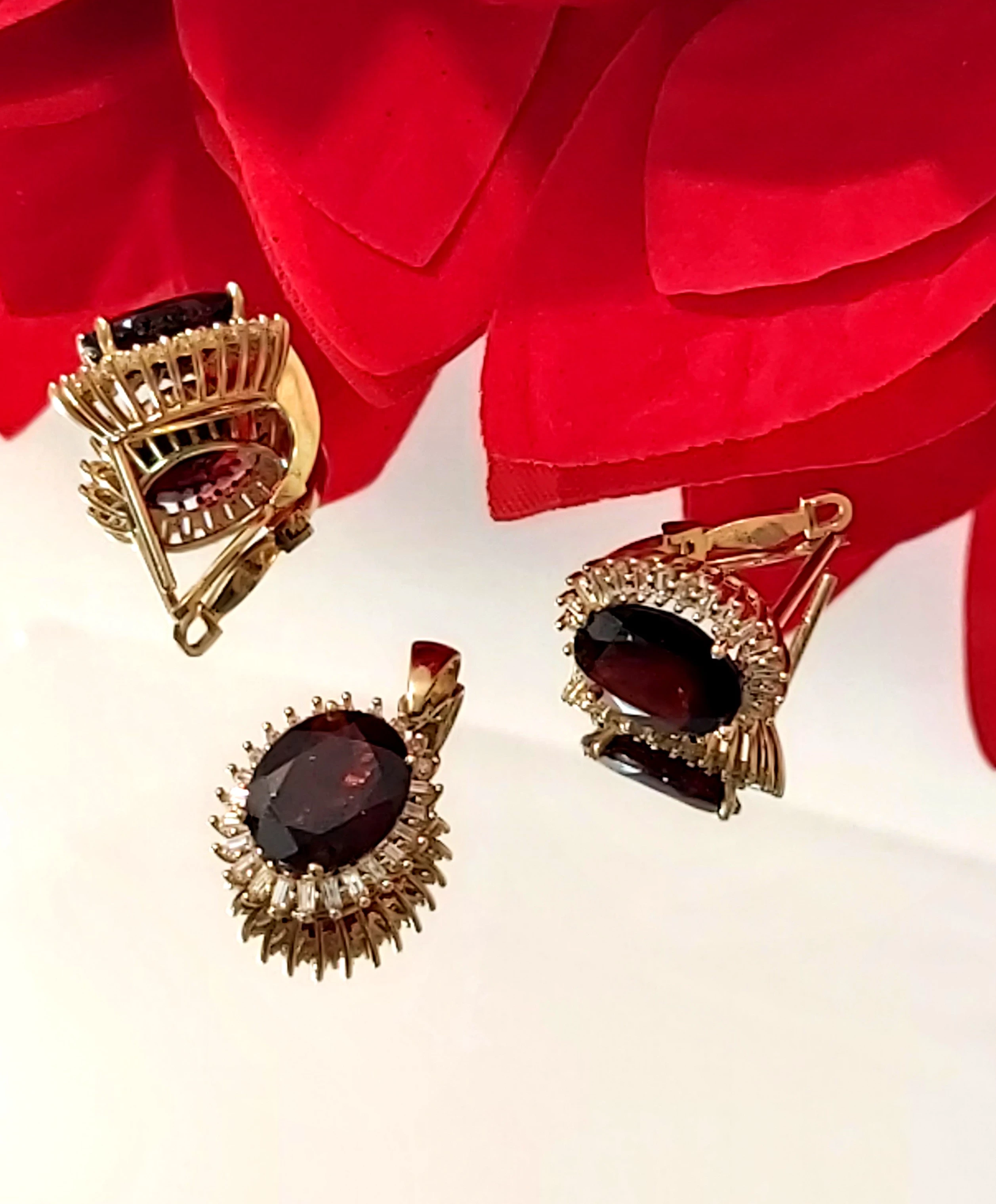 klasyczna-zlota-zawieszka-kate-duza-280g585-kolor-249512-1647419