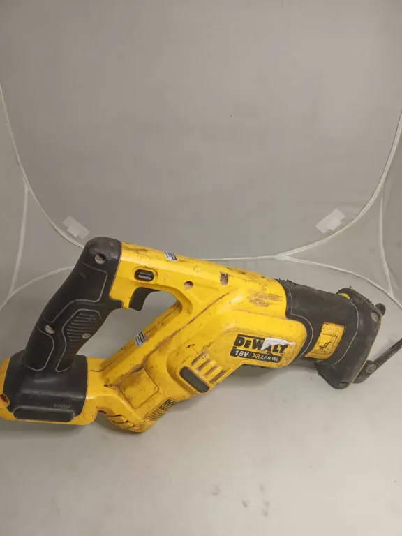 PIŁA SZABLASTA AKUMULATOROWA DEWALT DCS387 BODY