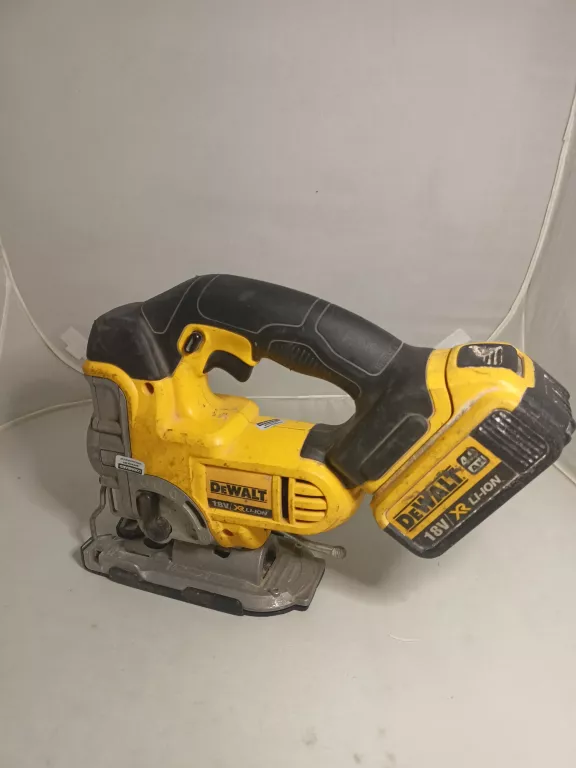 WYRZYNARKA DEWALT DCS331NT 400 W