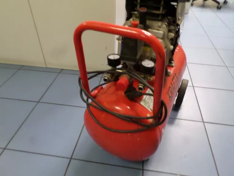 KOMPRESOR OLEJOWY KRAFT&DELE KD401 50L 8BAR