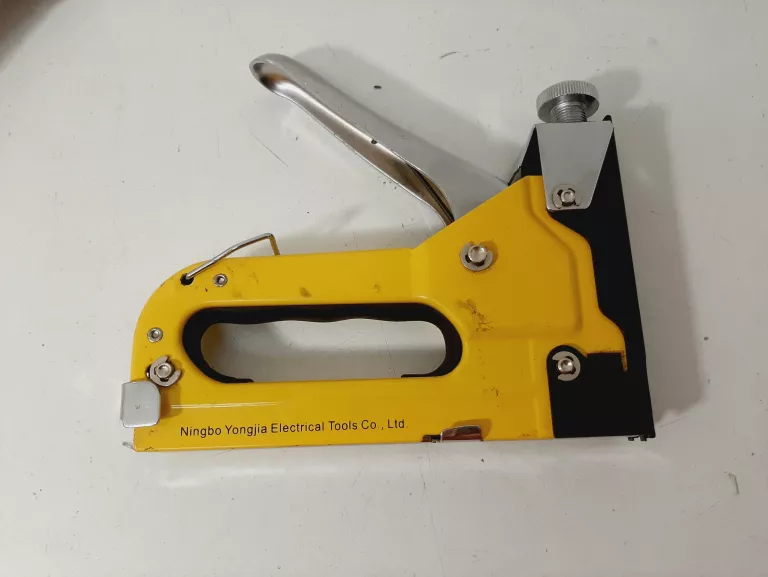 zszywacz-tapicerski-comparator-z-rozszywaczem-maksymalna-dlugosc-zszywek-14