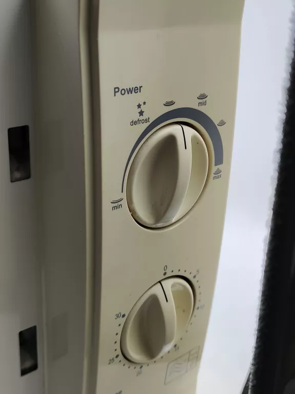 mikrofalowka-tesco-1200w-kolor-dominujacy-inny