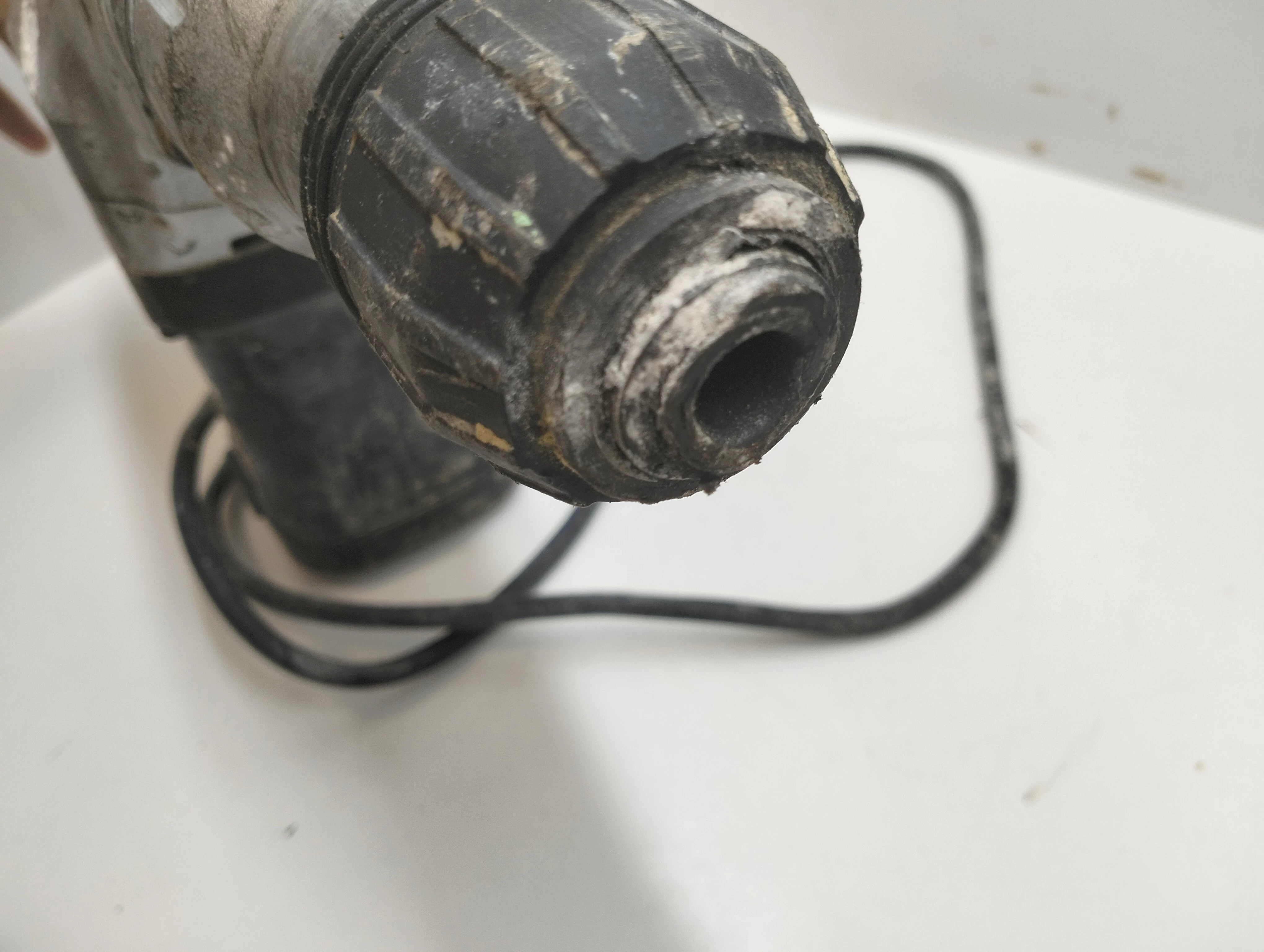 mlotowiertarka-budget-bbh750-maksymalna-moc-750