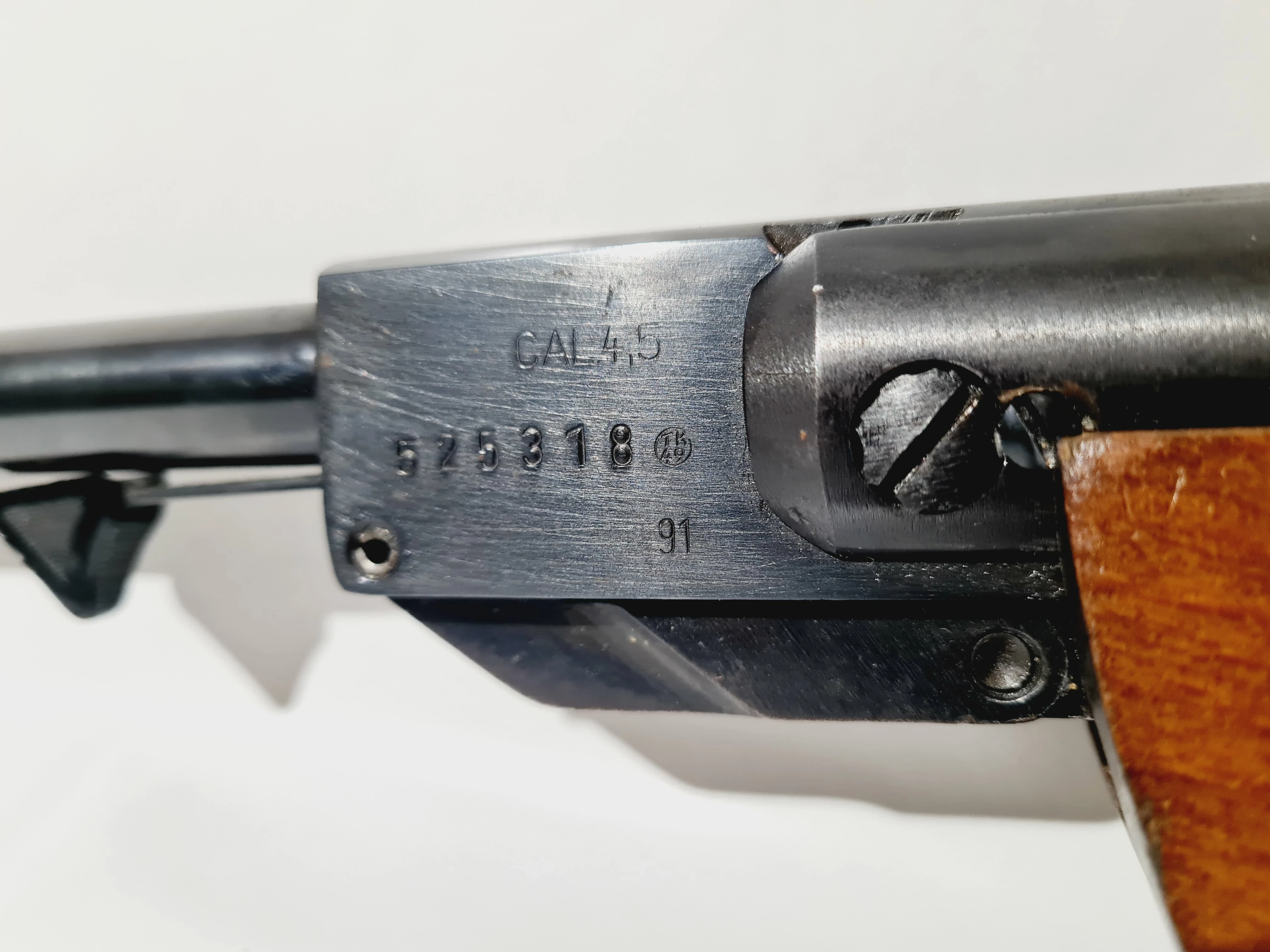 wiatrowka-slavia-631-tlumik-luneta-leapers-3-9x40-kaliber-45