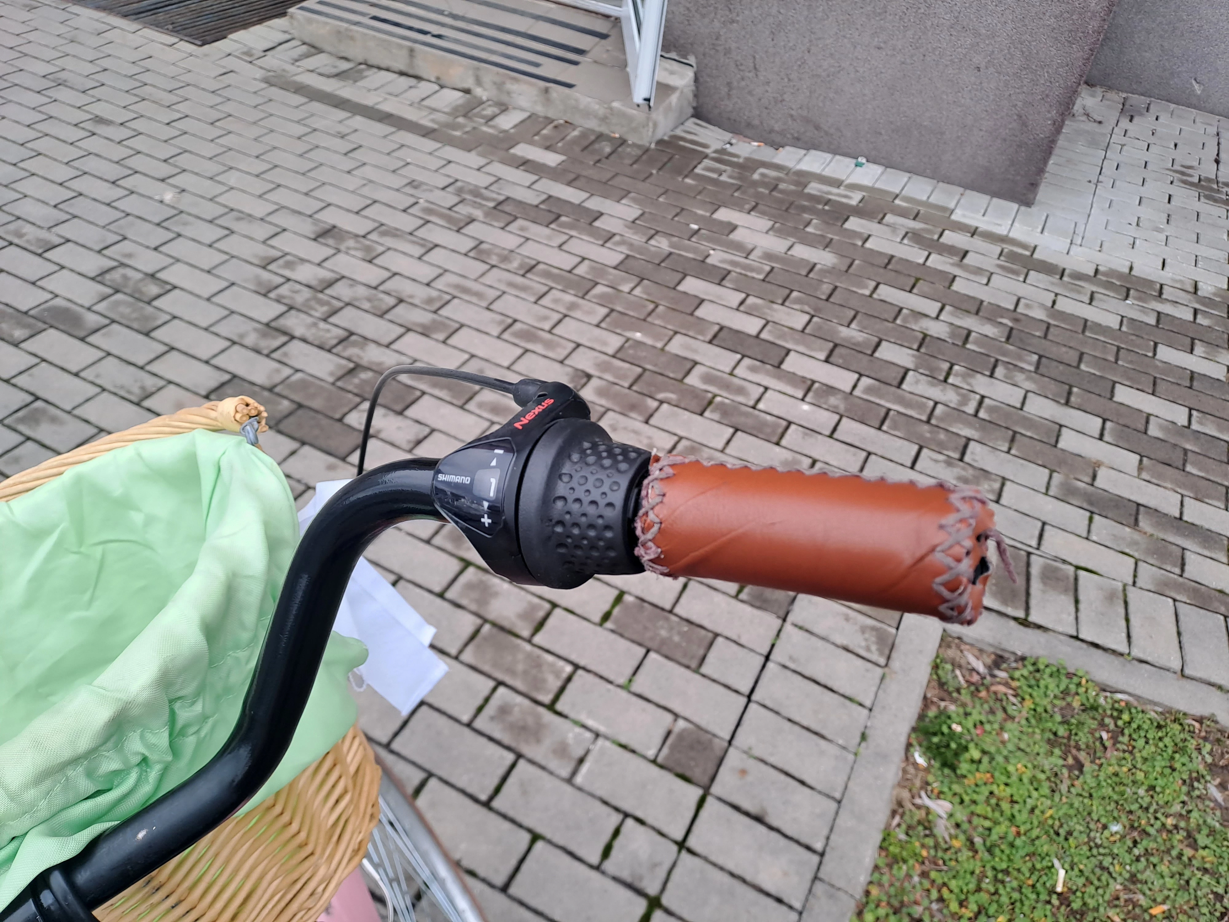 rower-miejski-alice-28-ctb-3b-koszyk-28-cali-marka-inna