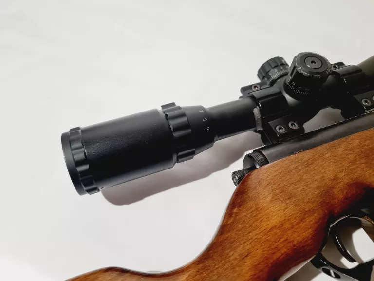 wiatrowka-slavia-631-tlumik-luneta-leapers-3-9x40-model-631