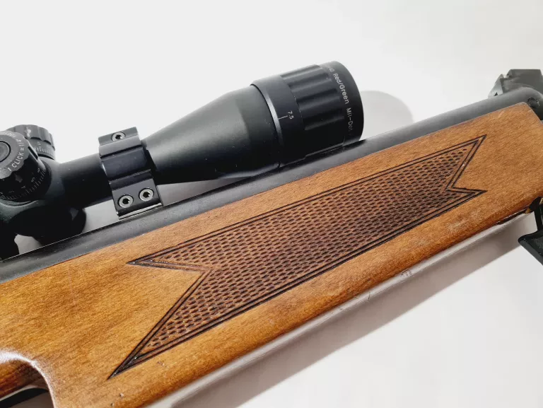 wiatrowka-slavia-631-tlumik-luneta-leapers-3-9x40-marka-slavia