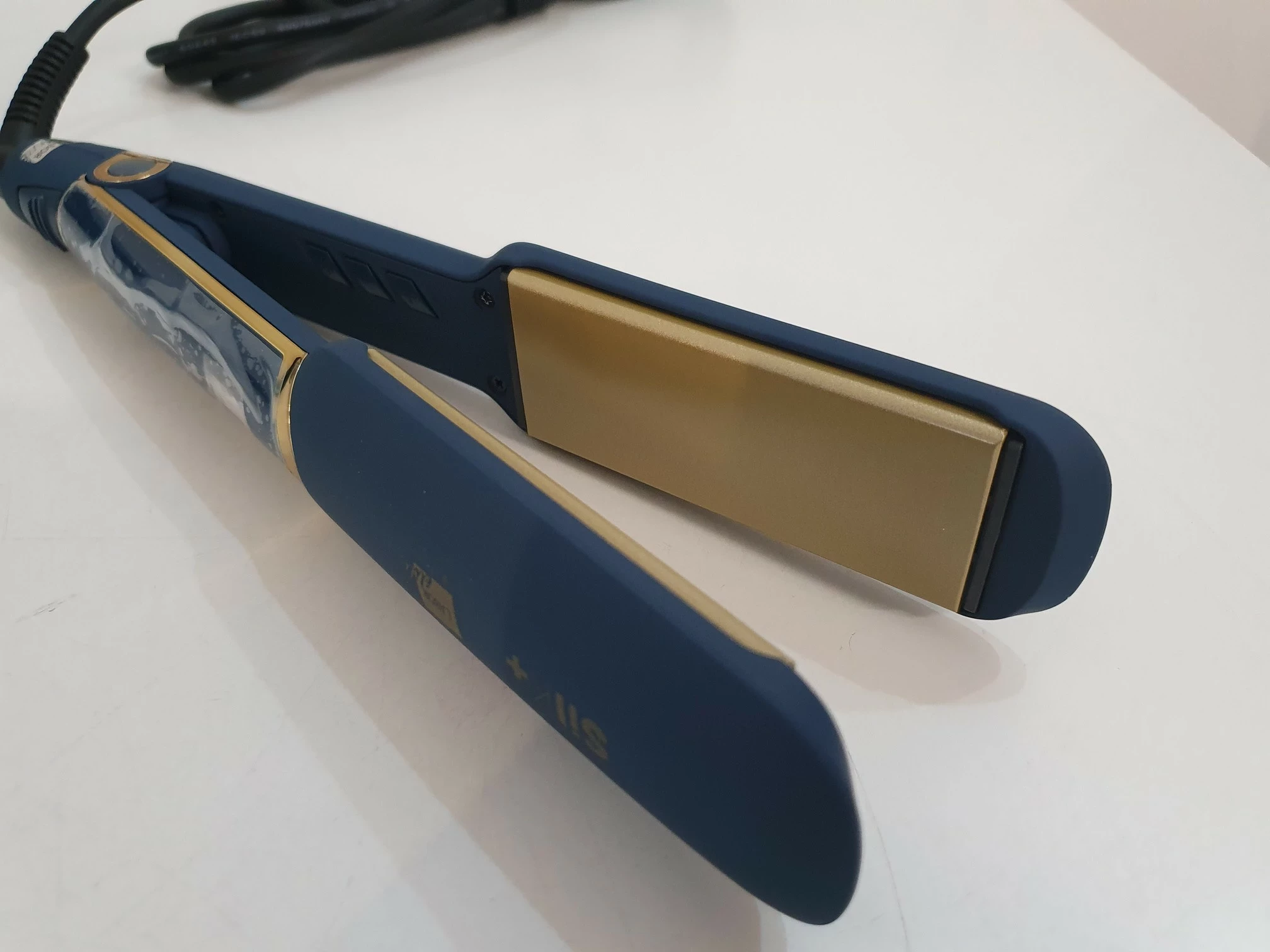 silk-labo-prostownica-le006-powloka-ceramiczna