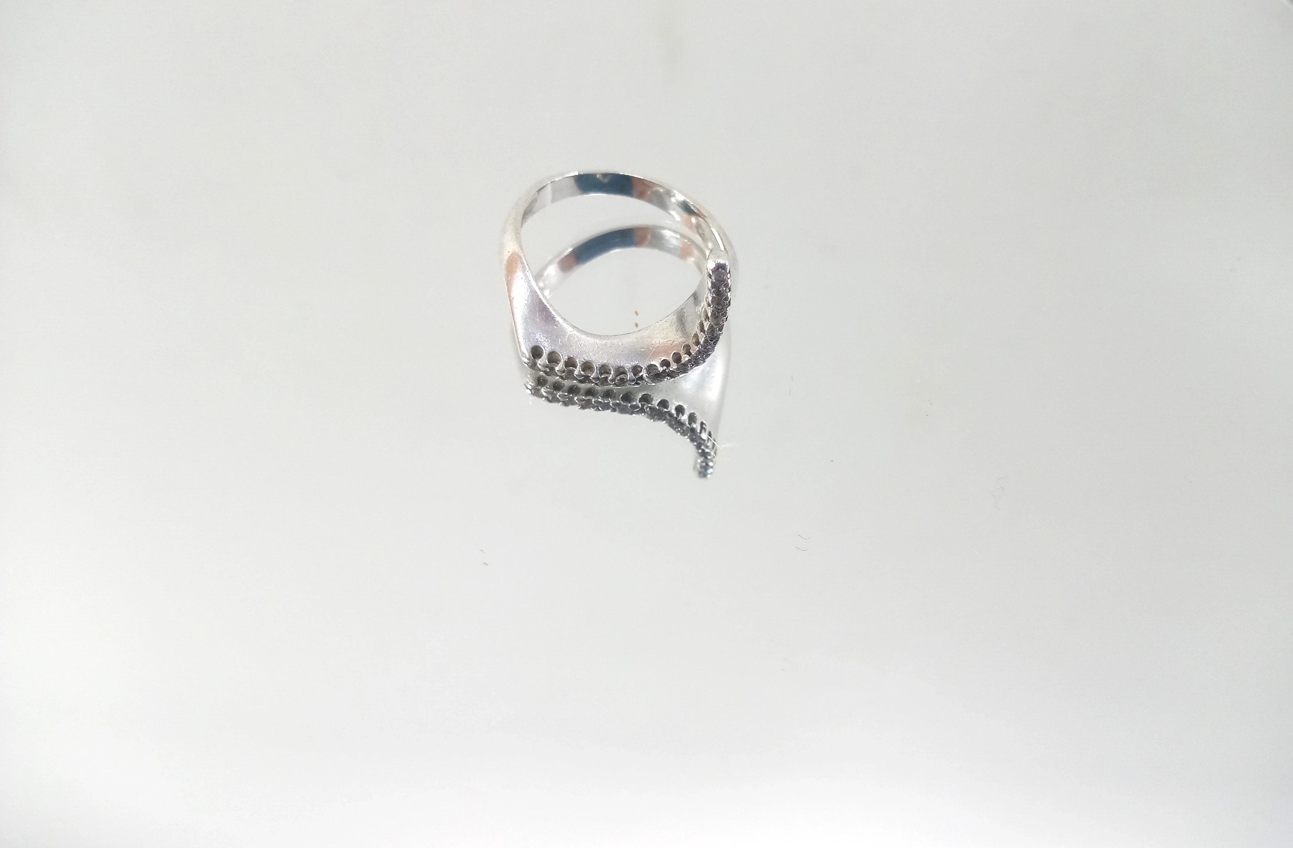 ciekawy-srebrny-pierscionek-stan-11323-253806