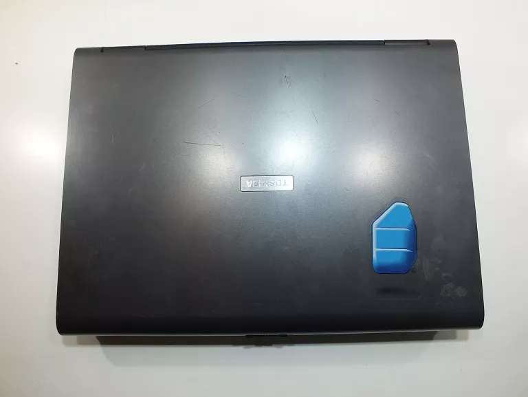 LAPTOP TOSHIBA EQUIUN INTEL 1.60/1GB/60GB.XP NIE ŁĄCZY KABEL