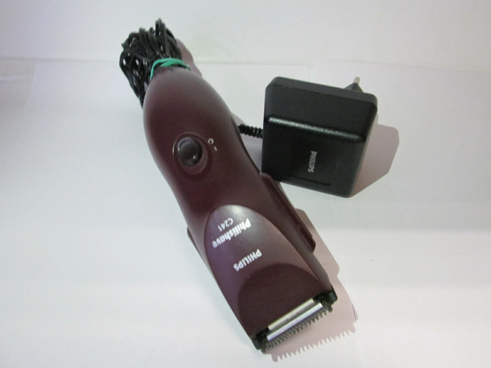 maszynka-do-strzyzenia-philips-philishave-c24-zasilanie-sieciowe