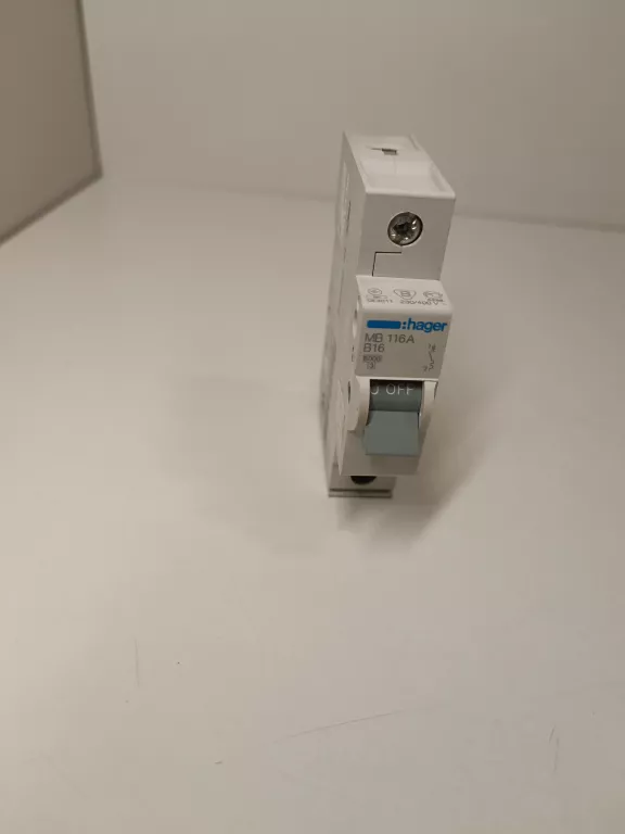 WYŁĄCZNIK NADPRĄDOWY HAGER MB 116A B16