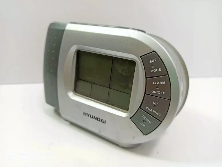 ZEGAREK BUDZIK Z PROJEKTOREM HYUNDAI WS 5002