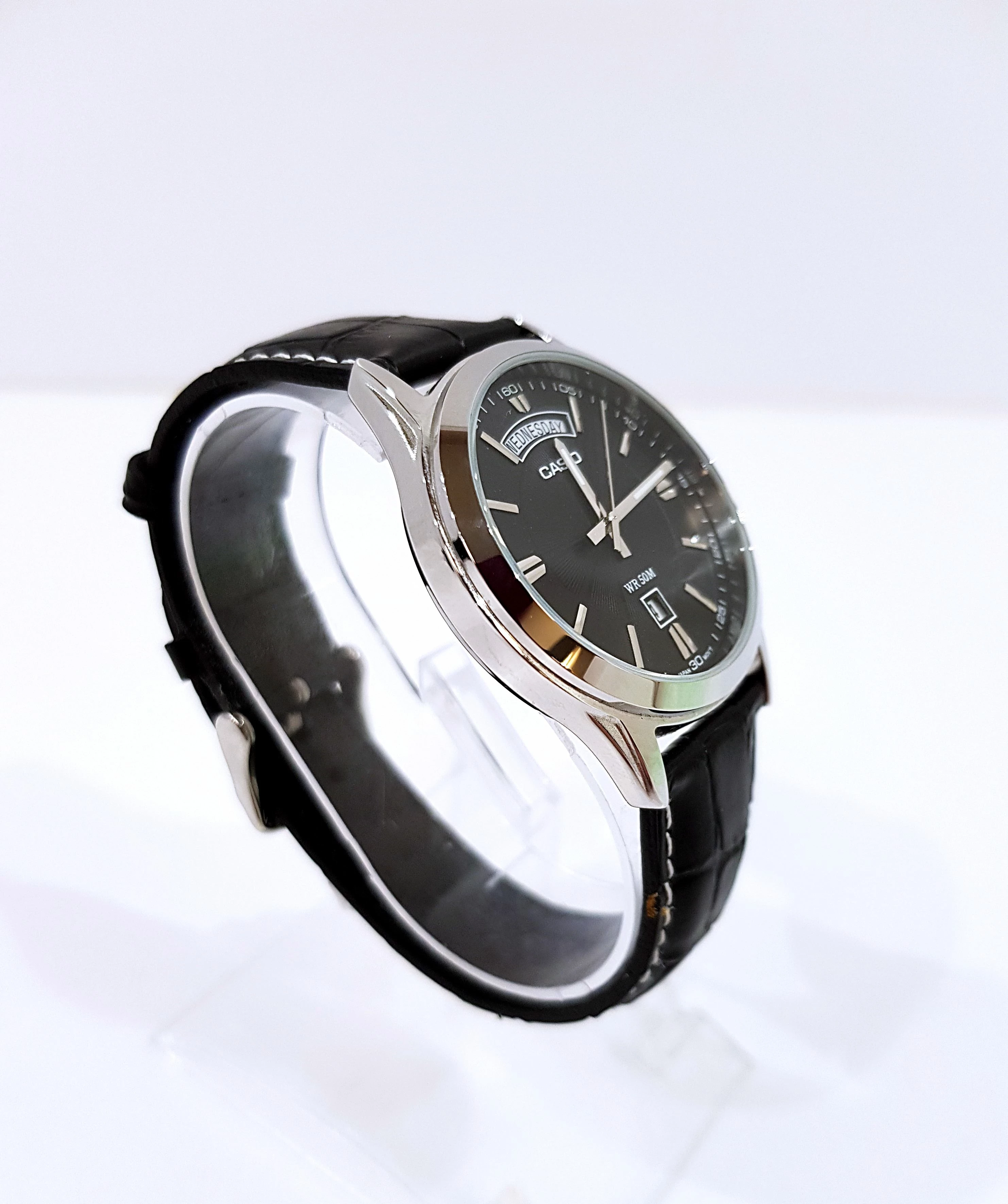 zegarek-casio-mtp-1381-typ-nareczny