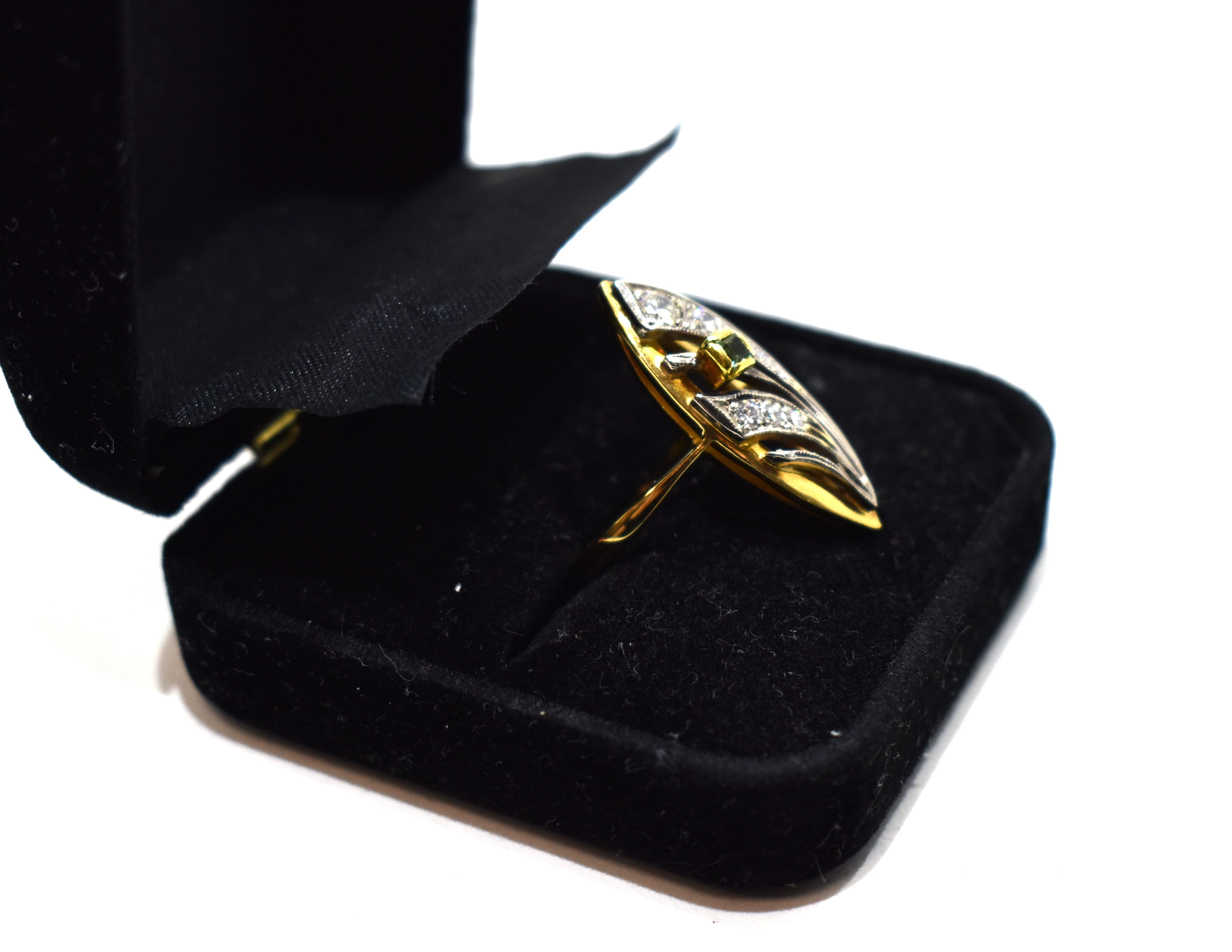 vintage-zloty-pierscionek-z-brylantem-698g-750-marka-226434-1704211