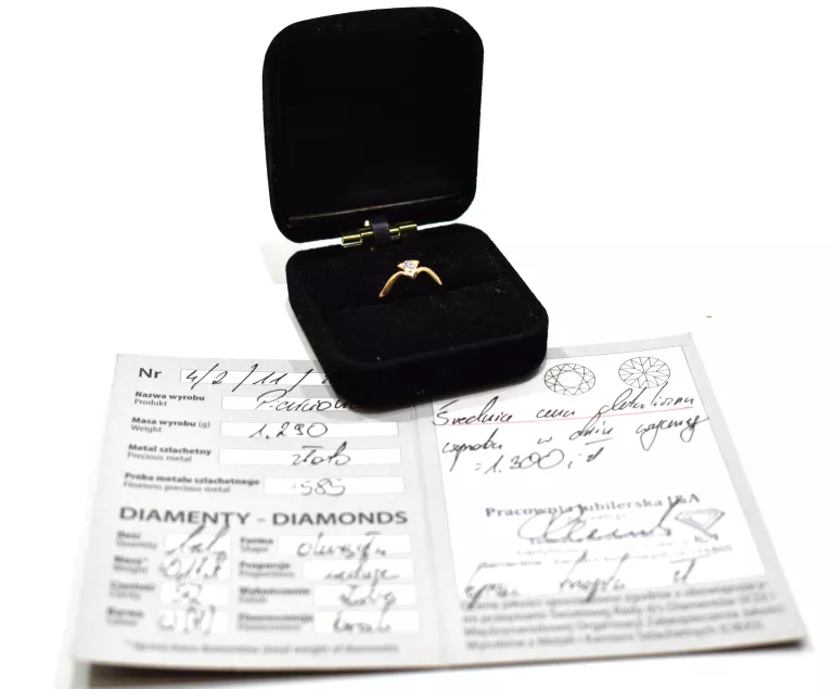 uroczy-zloty-pierscionek-z-brylantem-129g-585-rozmiarsrednica-wew-mm-372-12