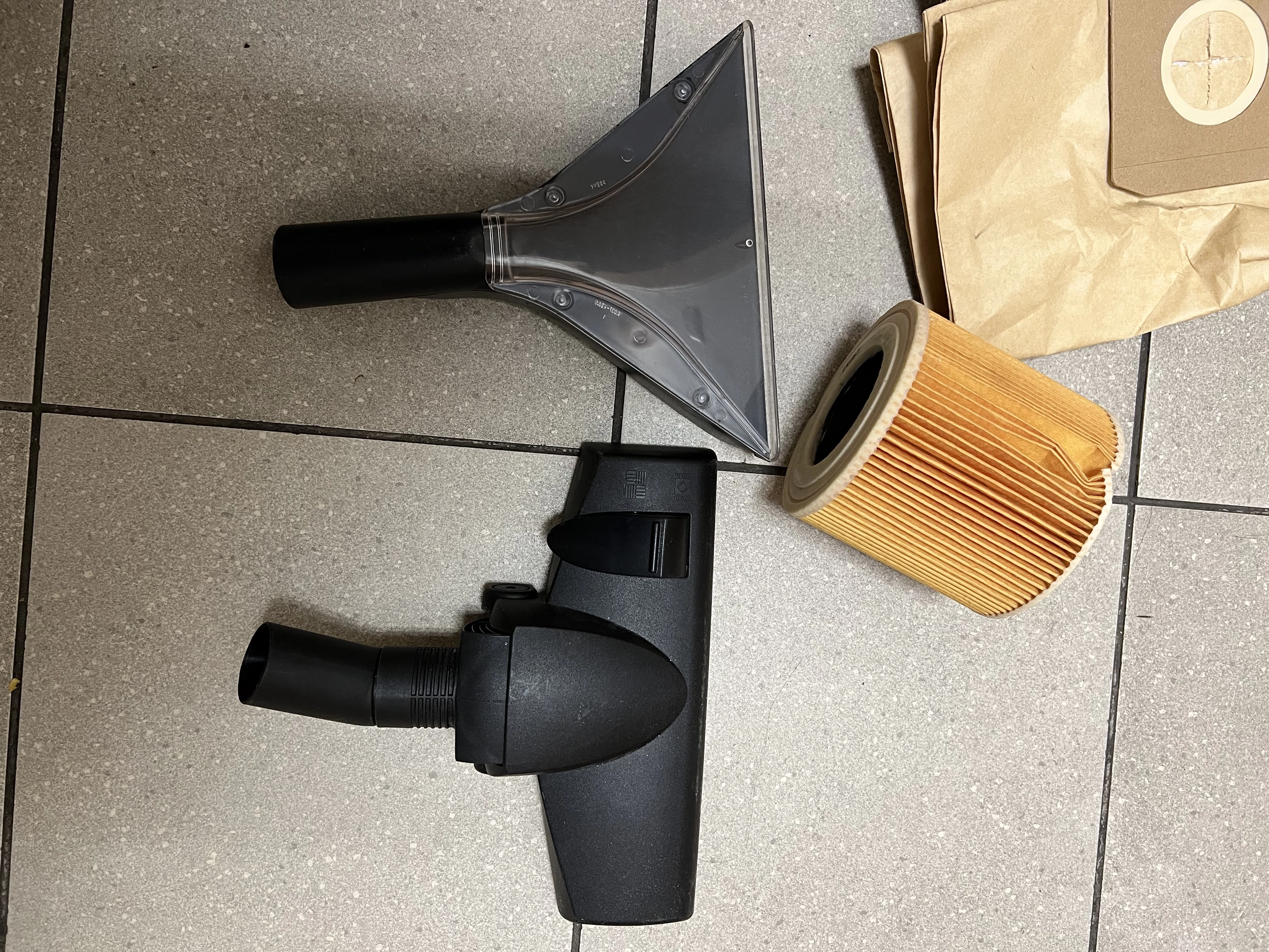 odkurzacz-pioracy-karcher-se-4001-funkcje-inne