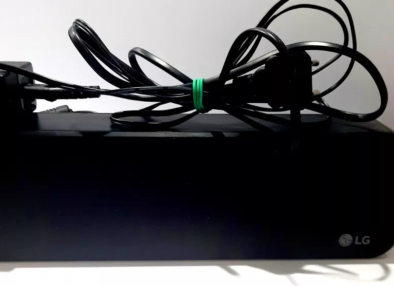 LG SOUNDBAR SL6YF KOMPLET
