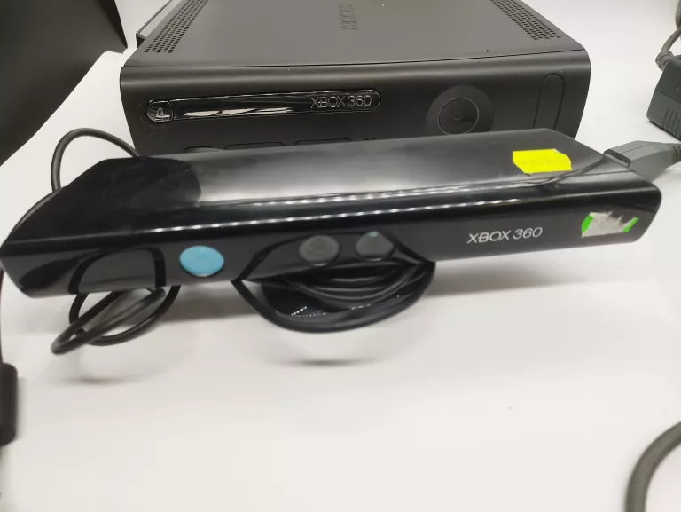 konsola-xbox-360-fat-zasilacz-kolor-czarny