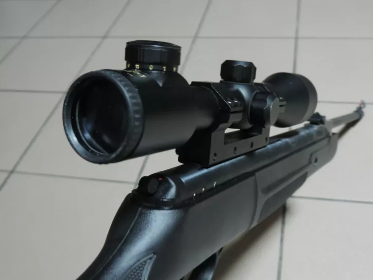 WIATRÓWKA HATSAN MOD 90 5,5MM Z OPTYKĄ 7X50