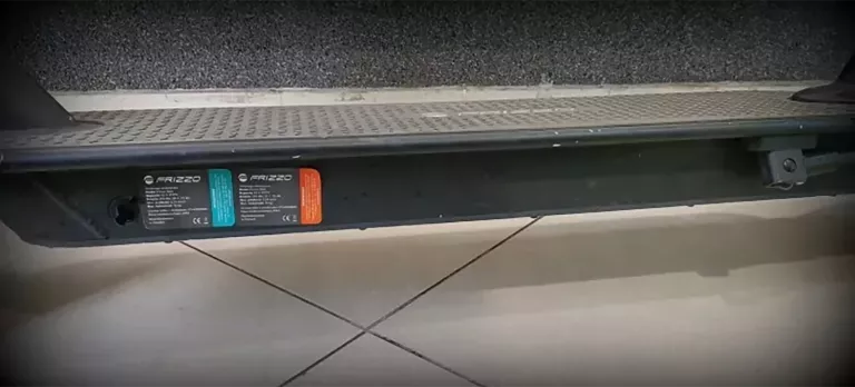 hulajnoga-elektryczna-frizzo-glee-opis-moc-silnika-250