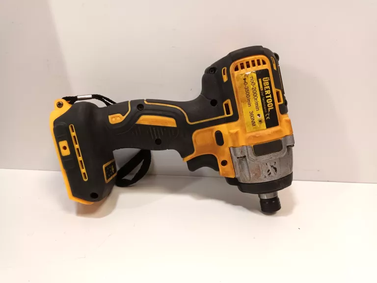 zestaw-narzedzi-ubertool-klucz-udarowy-wkretark-kod-producenta-yt-82784