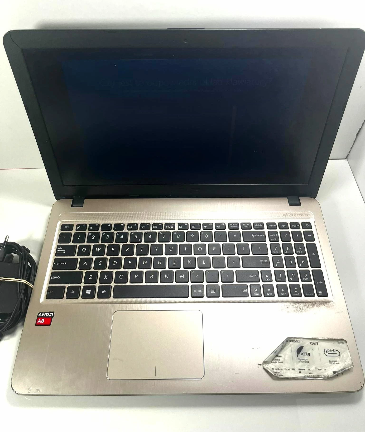 laptop-asus-x540y-zasilacztorba-przekatna-ekranu-156