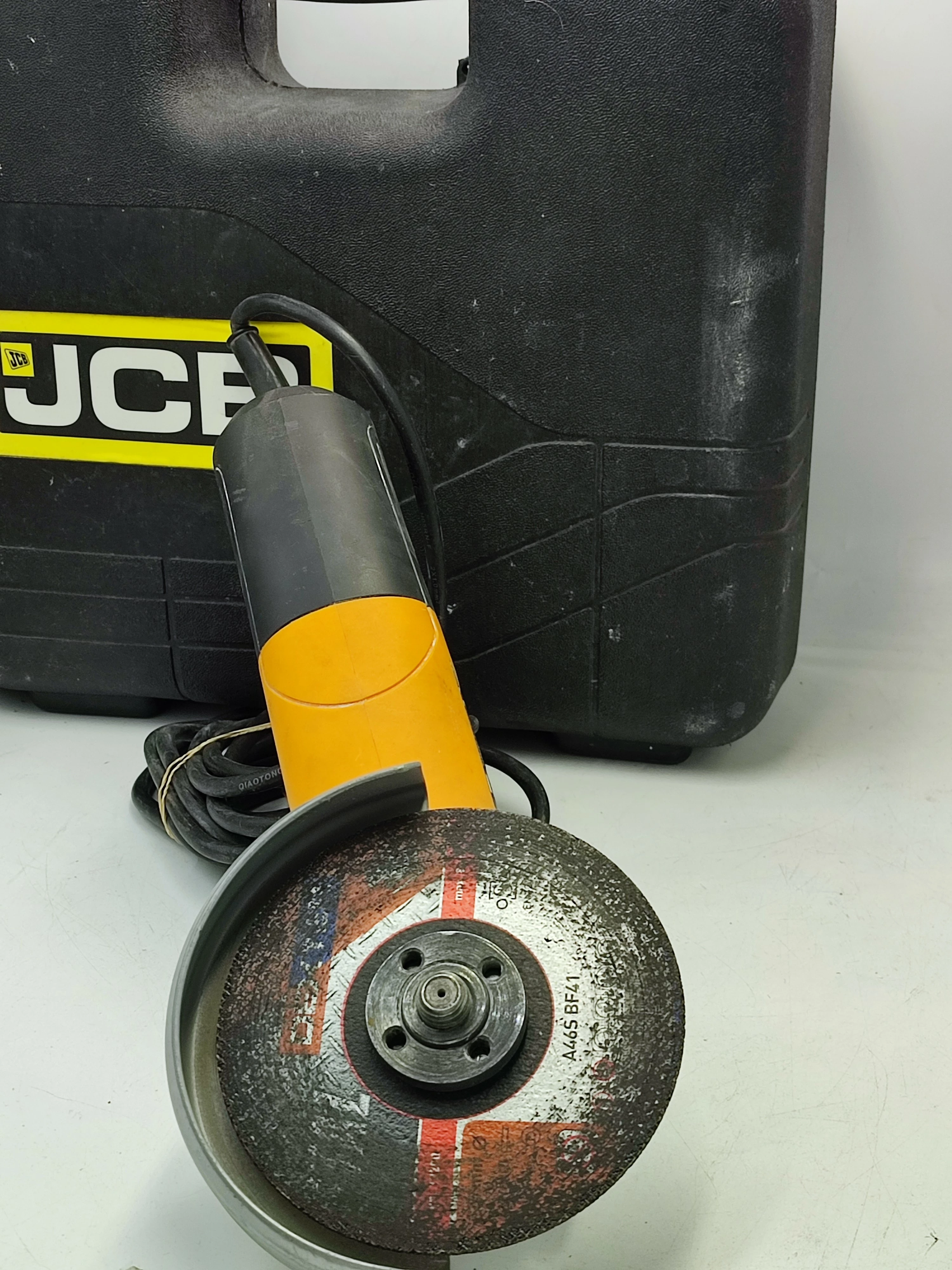 szlifierka-katowa-jcb-ag850-stan-uzywany