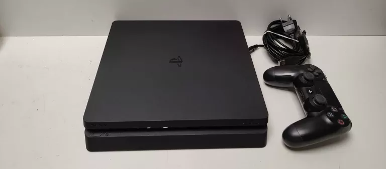 konsola-ps4-cuh-2116a-liczba-kontrolerow-w-zestawie-1