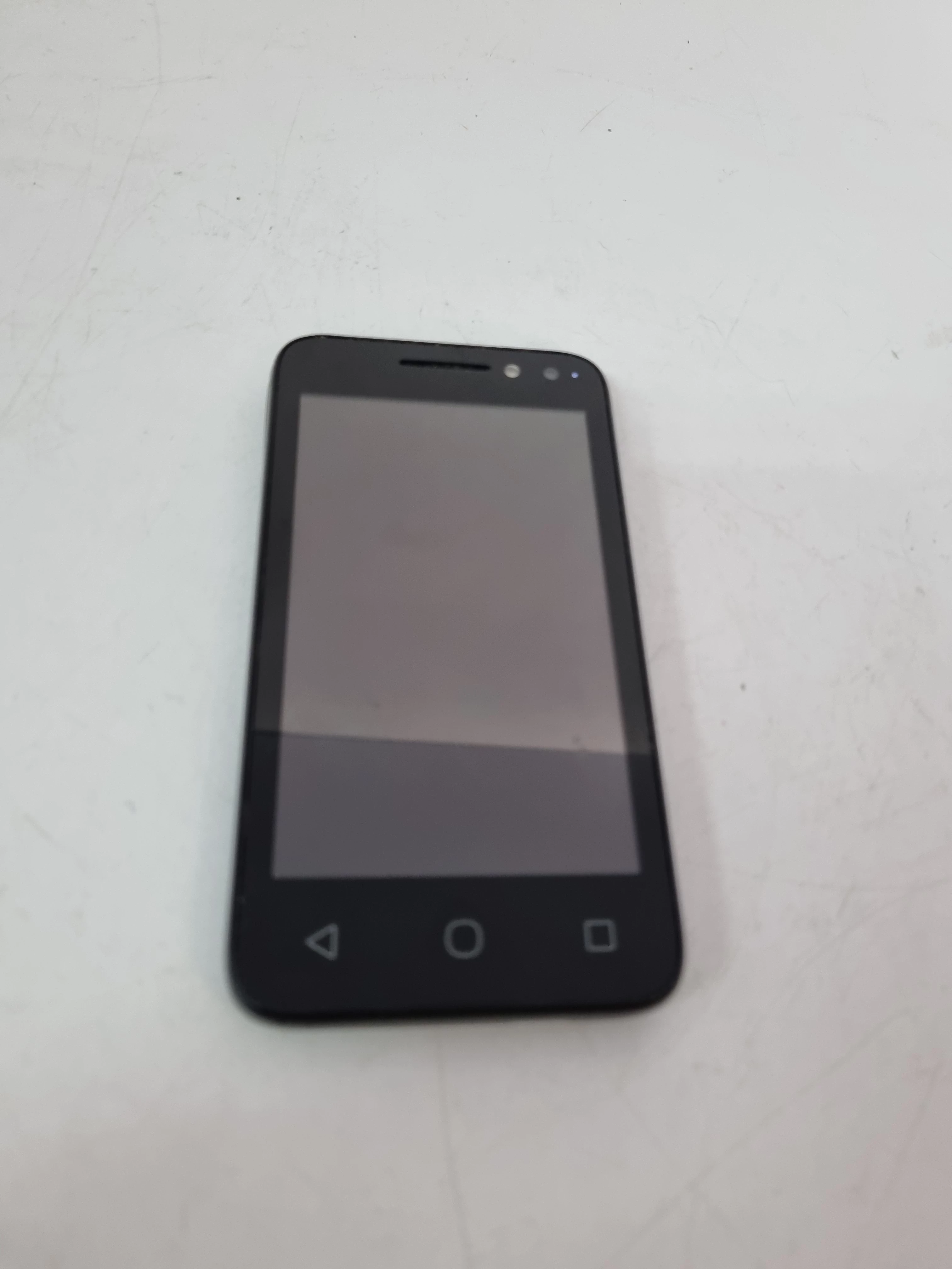 telefon-alcatel-pixi-4-typ-smartfon