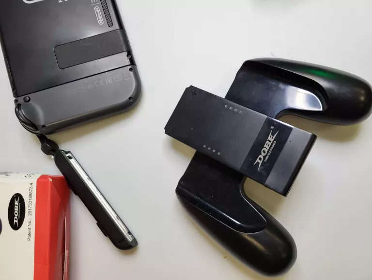 KONSOLA NINTENDO SWITCH Z AKSESORIAMI, PROMOCJA!